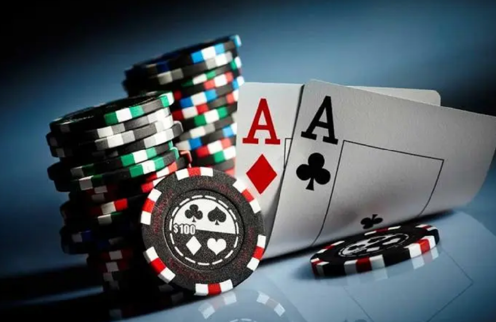 德扑圈hhpoker全天候客服微信服务，随时为您解惑